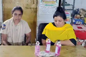 Excise officer and constable caught accepting bribe