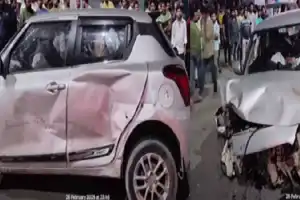 Five injured as car crashes into Metro pillar in Hyderabad