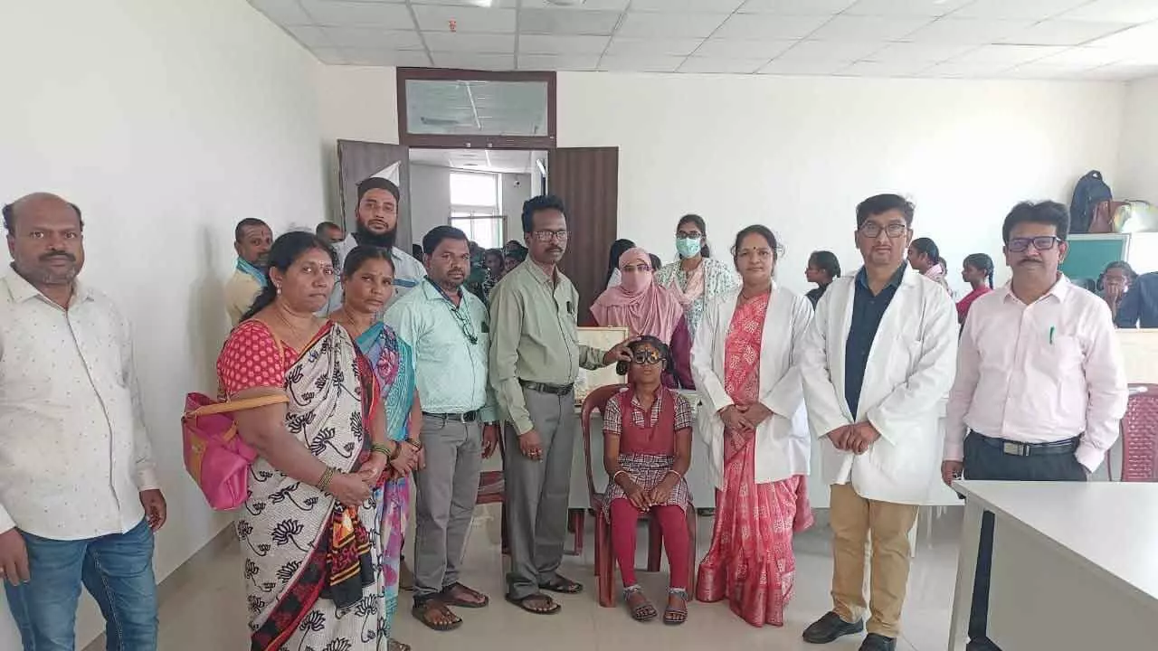 GGH Superintendent Raghu Introduces Free Eye Screening for Government School Students