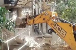 HYDRA intensifies bulldozer operations, demolishes illegal buildings