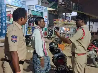 Police Target Drunk Driving as SI Srinivasa Rao Leads Checks at Aija Crossroads.
