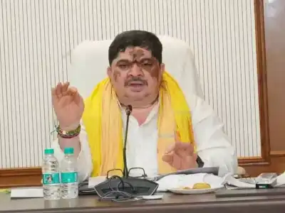 Ponnam Prabhakar Clarifies Caste Census Survey and BC Reservation