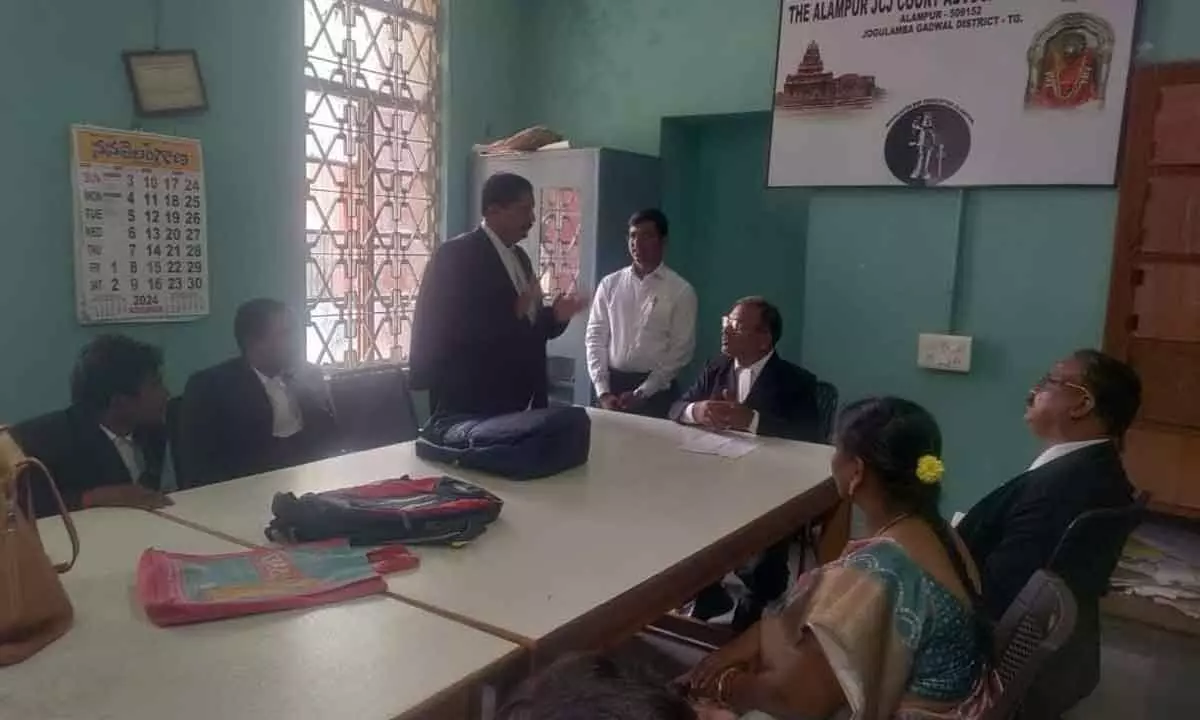 Pullur Panchayat Secretary Caught Taking ₹2 Lakh Bribe by ACB.