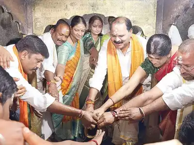 Shadnagar echoes with chants of ‘Shiva’
