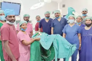 90-year-old undergoes successful kidney stone removal surgery