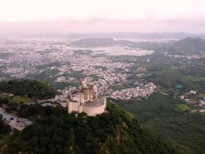 Sajjangarh Wildlife Sanctuary: Witnessing Nature and Wildlife Up Close