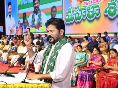 CM acknowledges women’s role in building $1 trillion economy