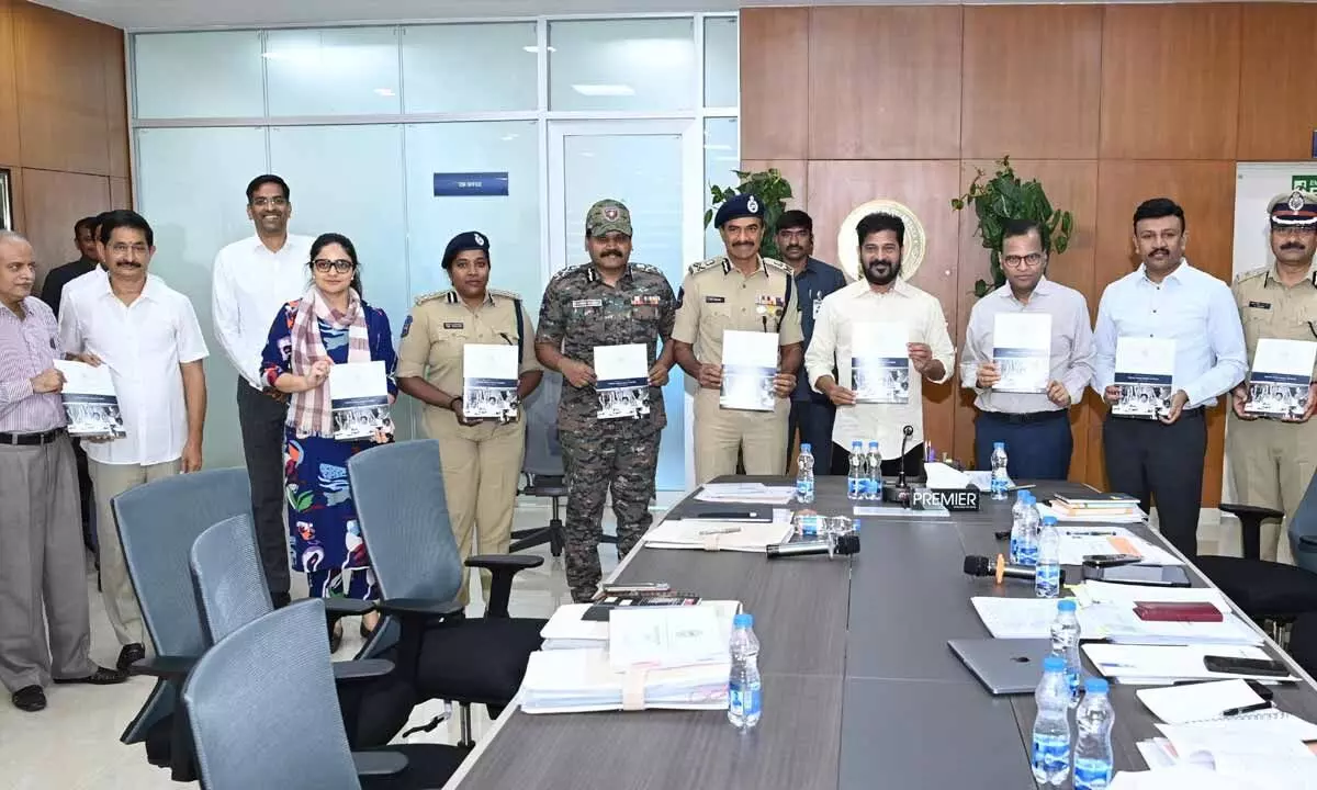 CM urges focus on students’ physical fitness and mental strength