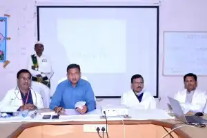 Collector urges focus on providing medical services for the poor