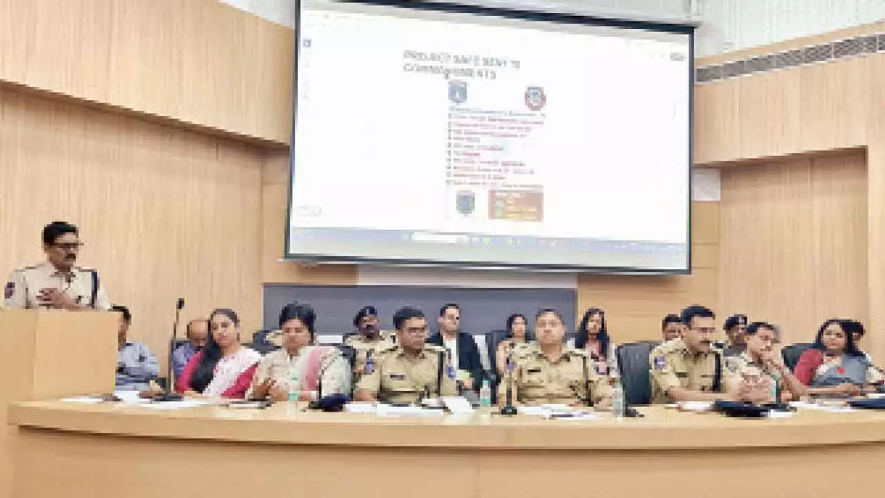 Cyberabad police meet with hostel owners