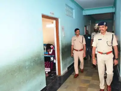 District SP T. Srinivasa Rao Reviews SSC Exam Centers for Smooth Conduct.