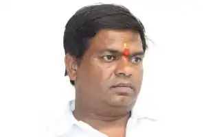 Former MLA Jeevan Reddy reports to Mokila police station in land dispute case