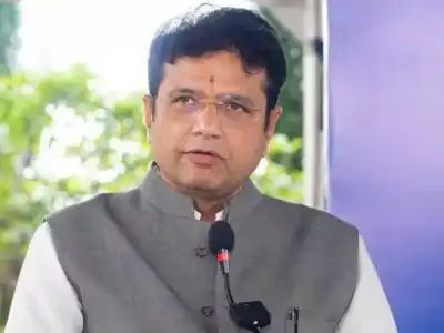 Government to establish mini industrial parks for women in every Assembly segment