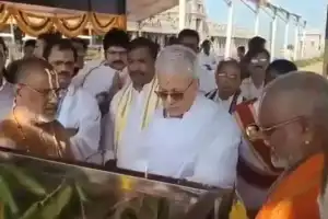Governor Jishnu Dev Varma Visits Yadagirigutta Temple