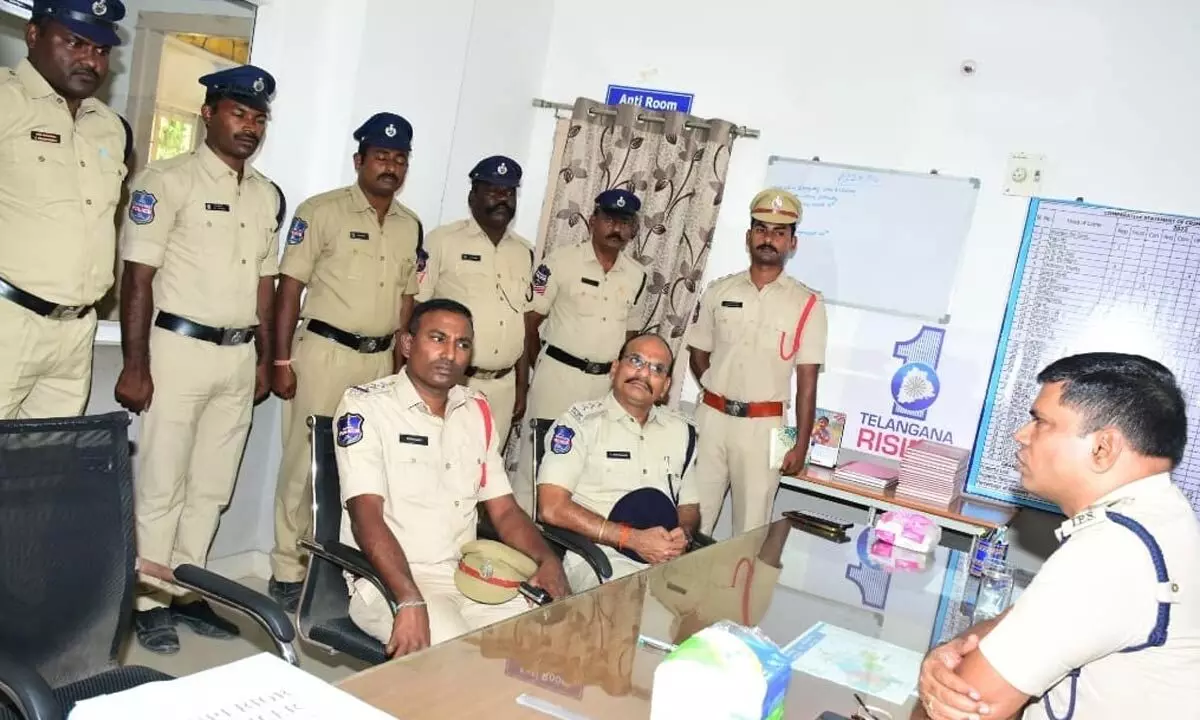 Jogulamba Gadwal SP Stresses Better Investigations and Policing
