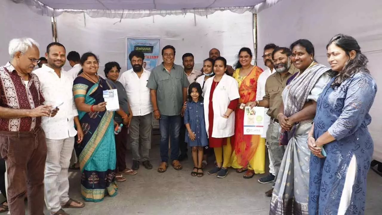 Kadambari Foundation-Manam Saitam Hosts Free Mega Medical Camp