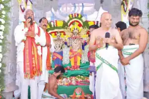 Kadiyam pledges to develop Bugulu Venkateswara temple