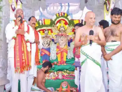 Kadiyam pledges to develop Bugulu Venkateswara temple