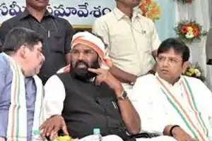 Minister Uttam Convenes Emergency Meeting with Karimnagar Leaders