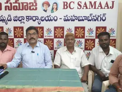 MLC Kavitha Has No Right to Talk About BCs, Says Srinivas Sagar