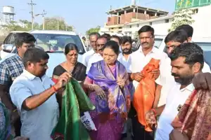 MP DK Aruna Stresses BJP’s Role in Development at Mahbubnagar Event