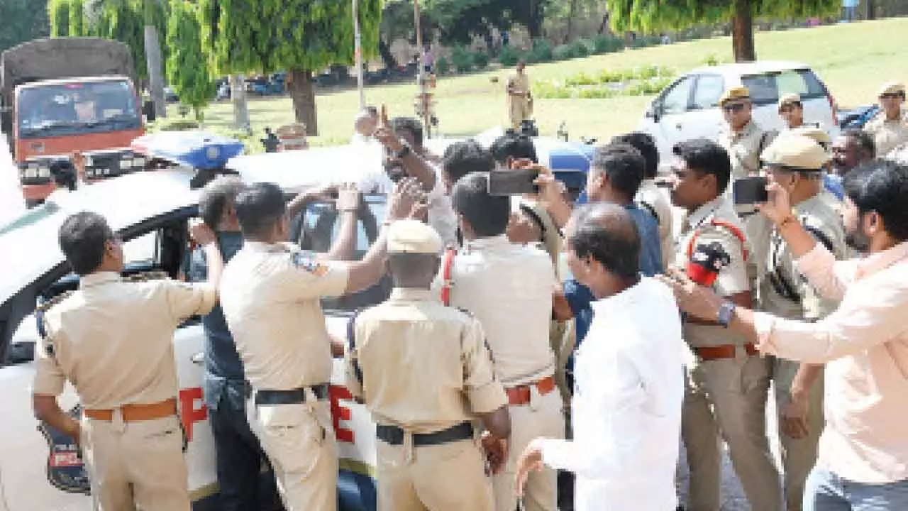 OU students escalate protest, demand order withdrawal