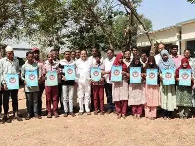 Praja Trust hands out exam pads to students