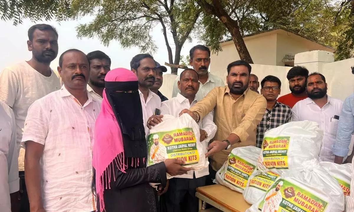 Ration kits given to needy Muslim families