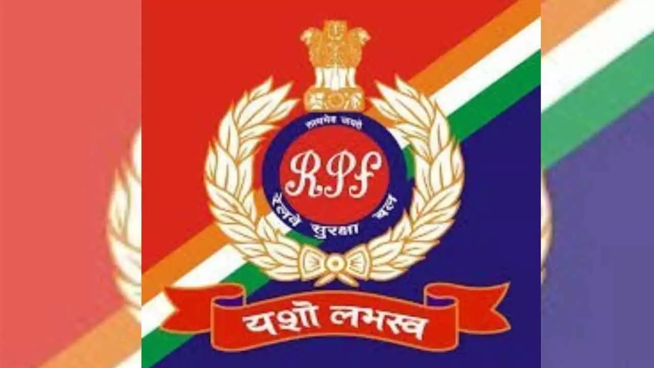 RPF personnel help woman safely give birth at Secunderabad station