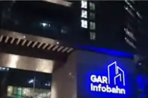 Six people injured in commercial building fire