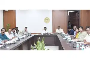 Slot booking and AI-based registration coming soon to sub-registrar offices: Minister
