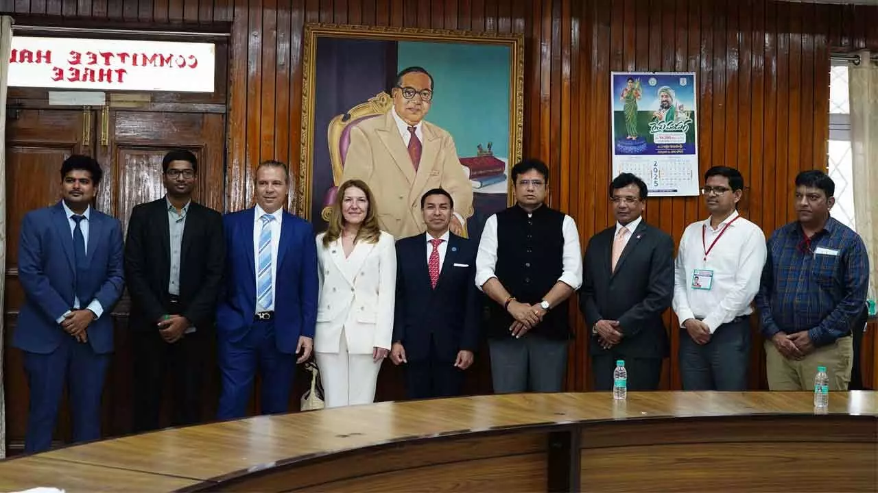 Sridhar Babu seeks investments from Indiana, USA