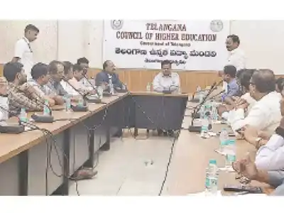 TGCHE meets with private college management