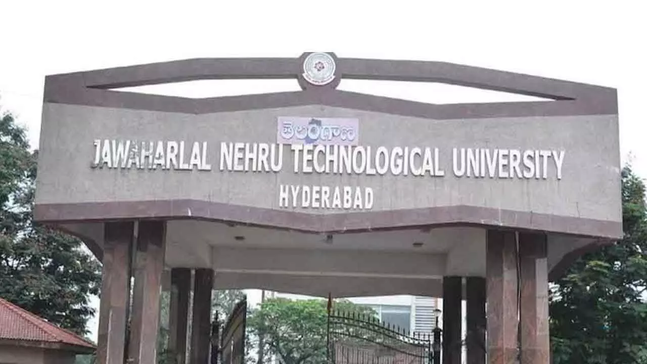 Vice-Chancellor’s Trophy begins at JNTUH