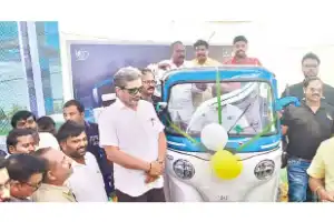 Bajaj launches Go Go electric rickshaw