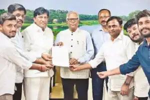 BRS leader Vinod calls for 25% local quota in University of Hyderabad admissions