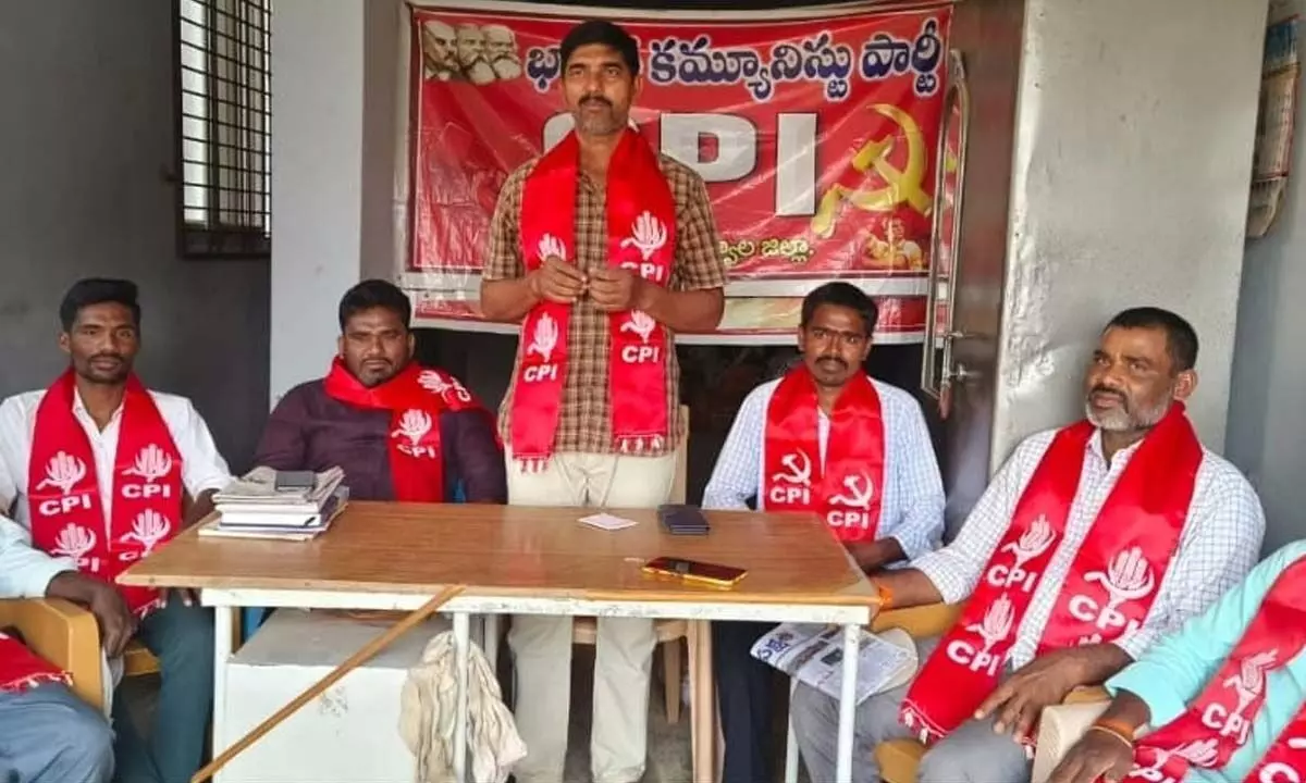 CPI Calls for Action to Stop Encroachments on Gadwal Fort and Other Heritage Sites