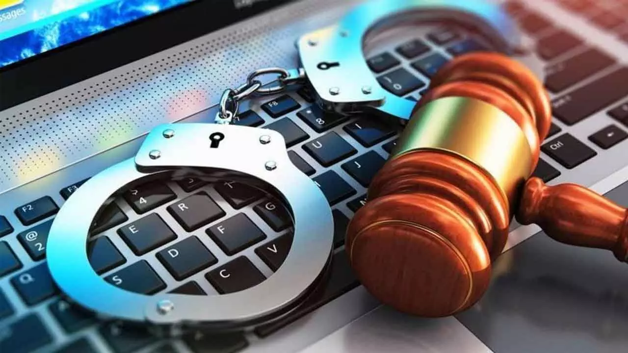 Cyber crime police arrest man in Delhi for investment fraud