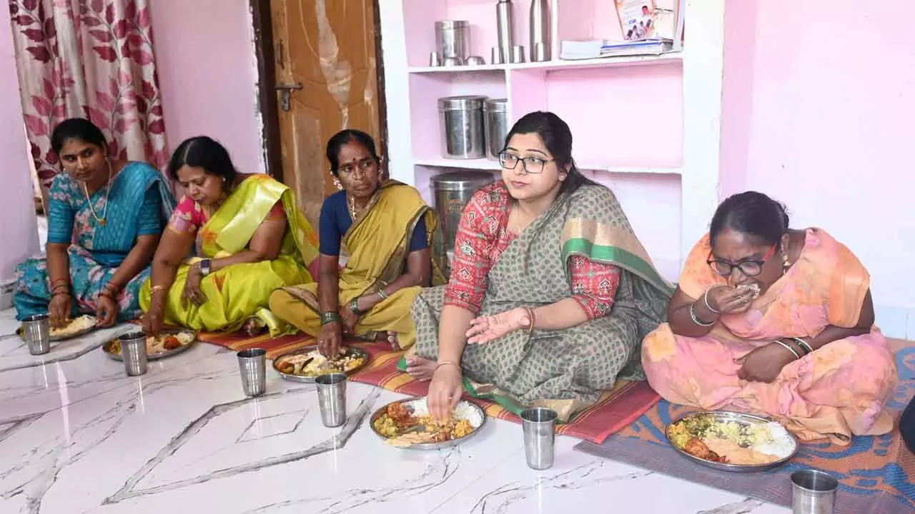 Fine rice scheme will greatly help the poor, says Collector Abhilasha Abhinav