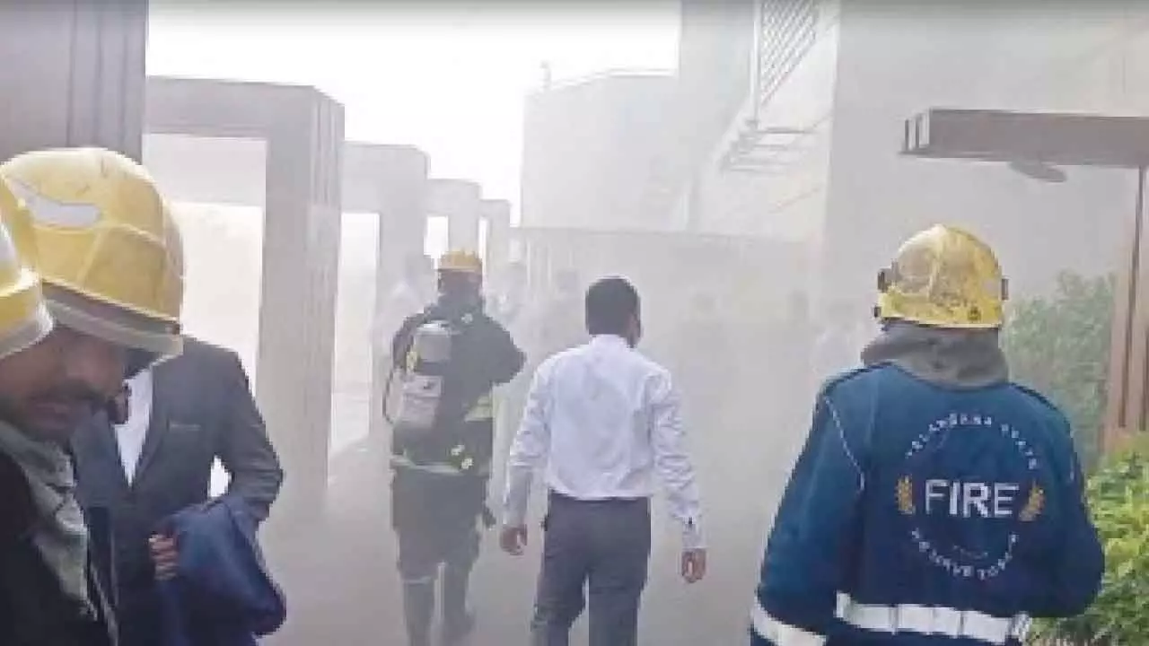 Fire Breaks Out in Hyderabad Hotel Hosting SRH Team