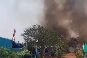 Fire erupts in Kuntlur area of Hayatnagar