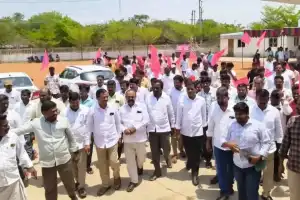 Gadwal Prepares for Big Turnout at BRS 25th Anniversary Gulabi Festival in Warangal