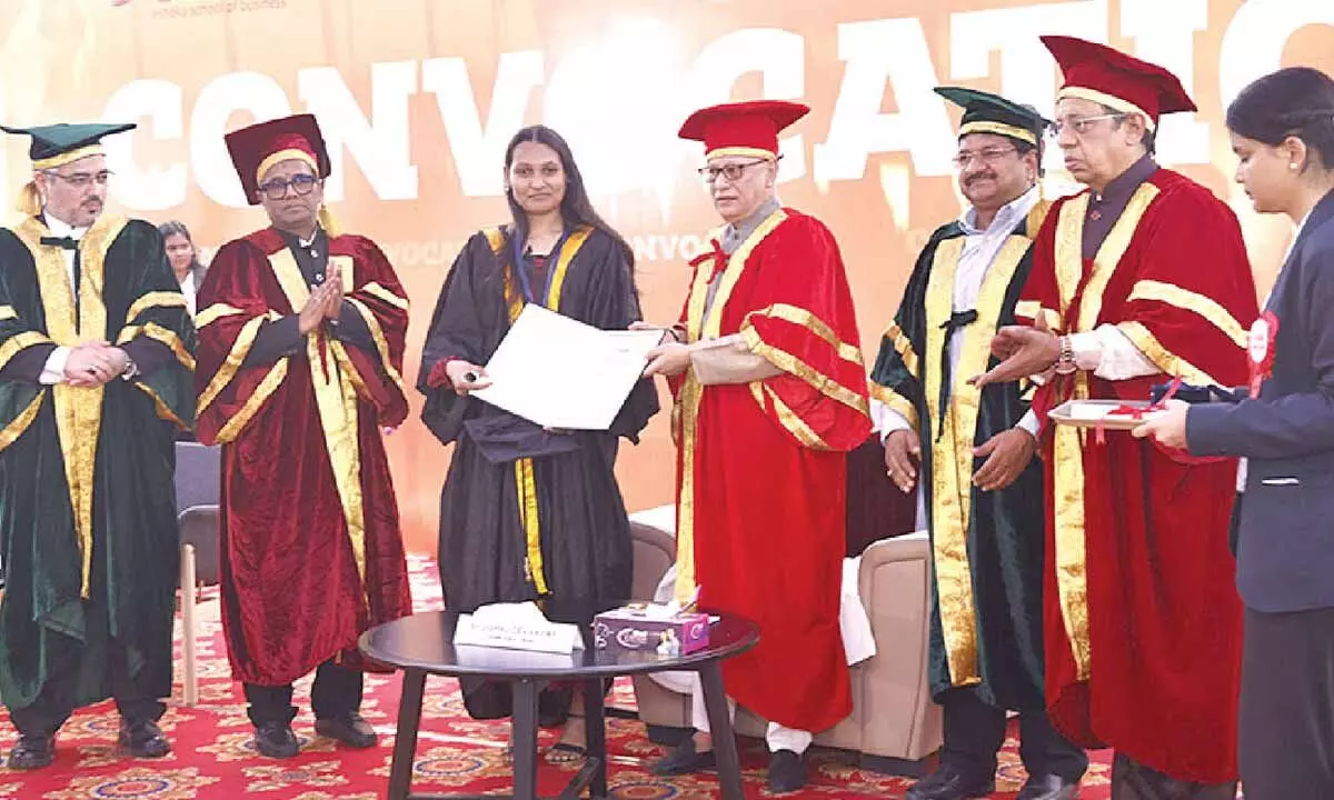 Governor attends Ashoka School of Business convocation