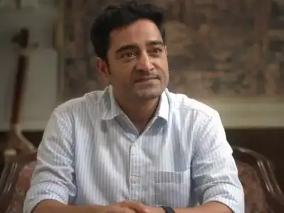 Gyanendra Tripathi Shares His Experience Working with Aakash Sinha in Amazon MX Player’s Loot Kaand