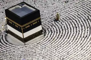 Saudi Arabia Allows 10,000 Additional Haj Slots for Indian Private Operators After Government Intervention