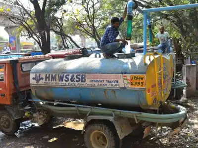 HMWSSB reviews delays in water tanker bookings