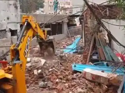 Hyderabad: GHMC Takes Down Unauthorized Building in Banjara Hills