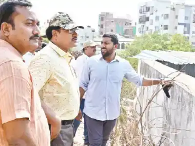 HYDRA Chief Reviews Lake Encroachments Across Hyderabad