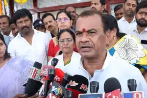 Komatireddy says all PHCs will be fully equipped within a year