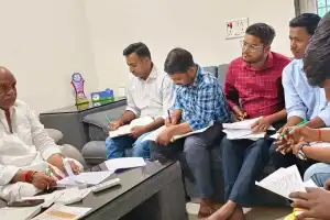MLA Pawar urges action to provide drinking water in villages